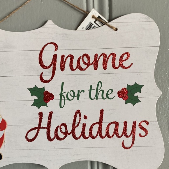 Brand NWT Adorable Gnome for the Holidays Hanging Wall Decoration Sign - Picture 5 of 7